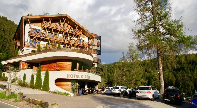 Bike & Ski Hotel Diana photo