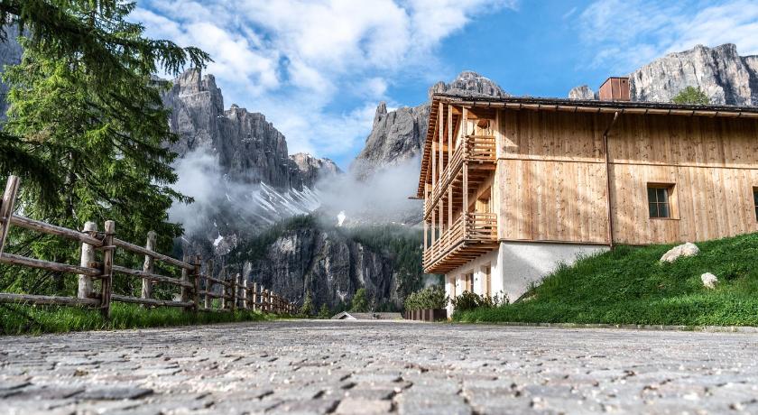 Chalet Cogolara — Hotel in Corvara In Badia