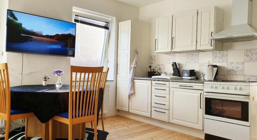Struer Town Apartment - image 3
