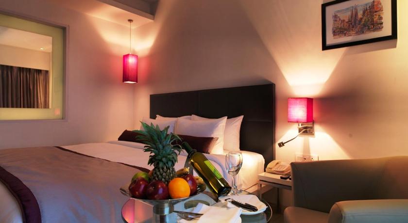 Spree - Shivai Hotel