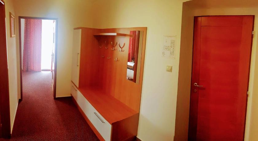 Agrohotel Tri Brezy photo