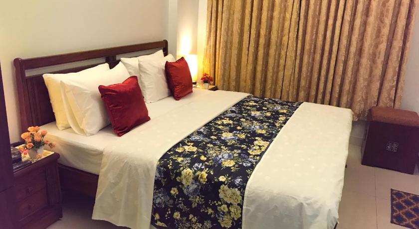 "Service Apartments Karachi" Beach View photo