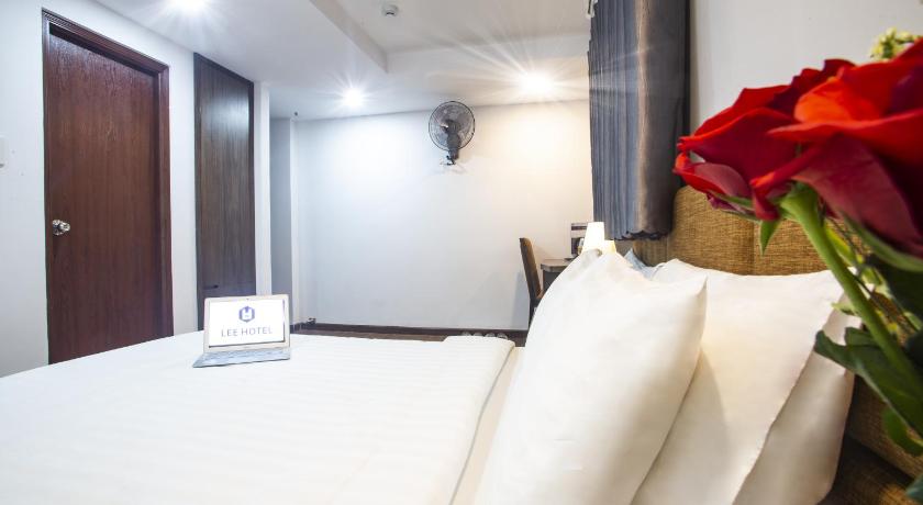 LEE HOTEL photo