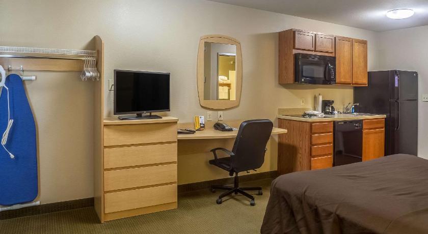 Suburban Extended Stay Hotel Triadelphia