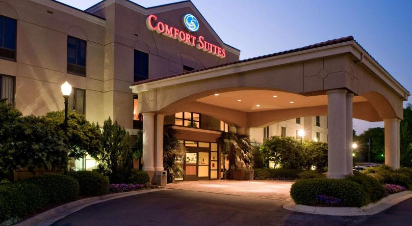 Comfort Suites