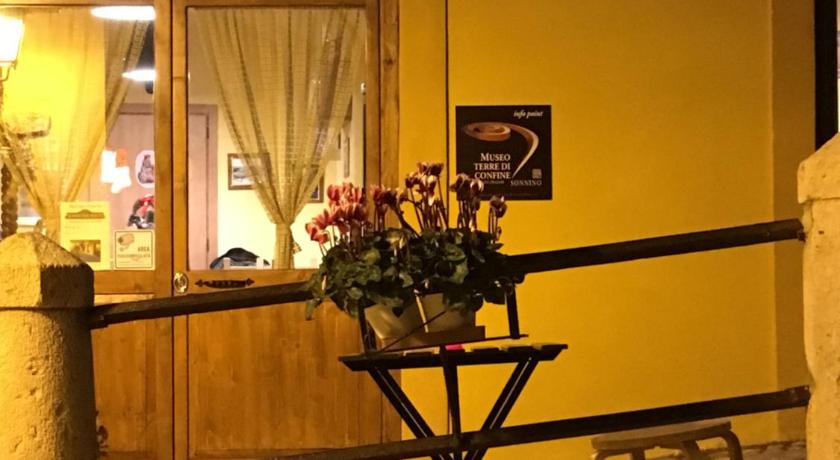 索尼诺 Alloggio del Grand Tour 3星级 酒店 泳池