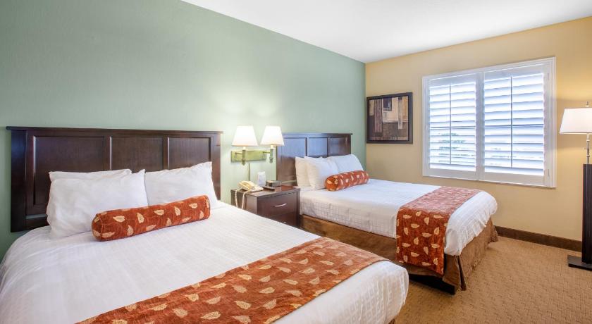 staySky Suites I-Drive Orlando