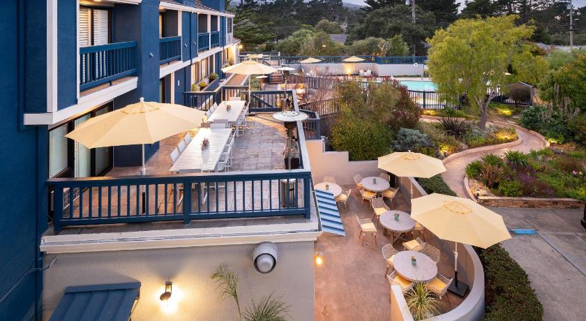 Mariposa Inn and Suites