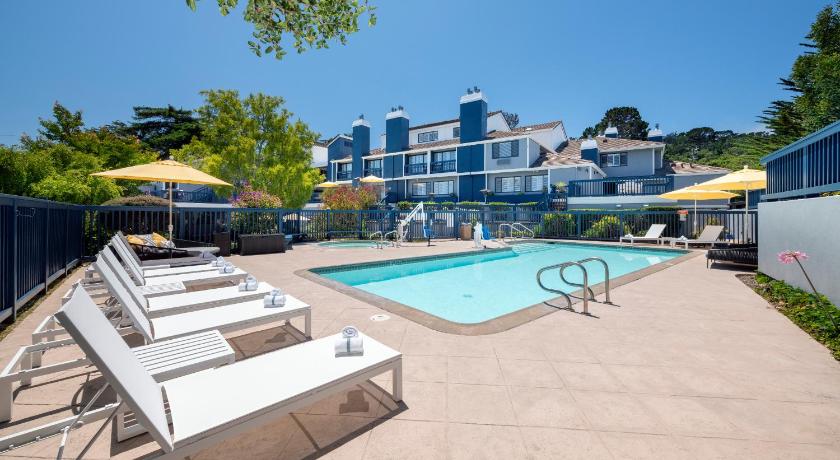 Mariposa Inn and Suites