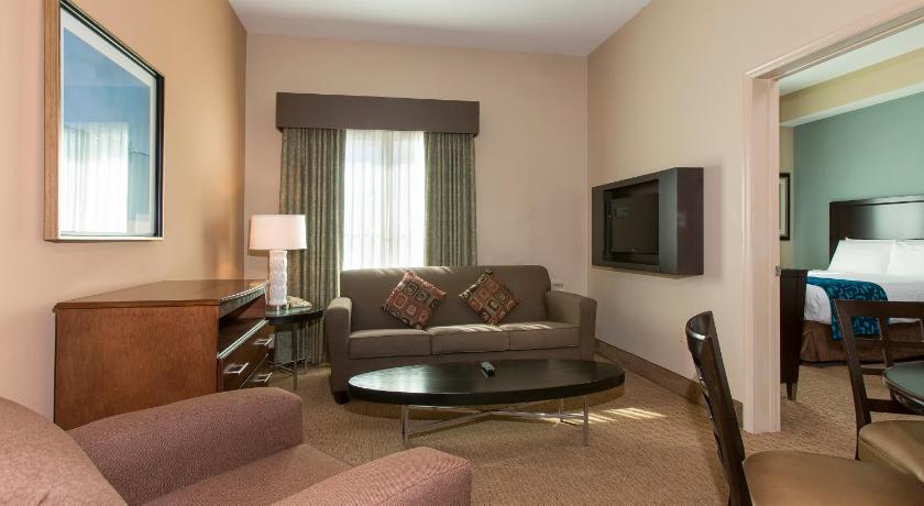 Hawthorn Suites by Wyndham Orlando Lake Buena Vista