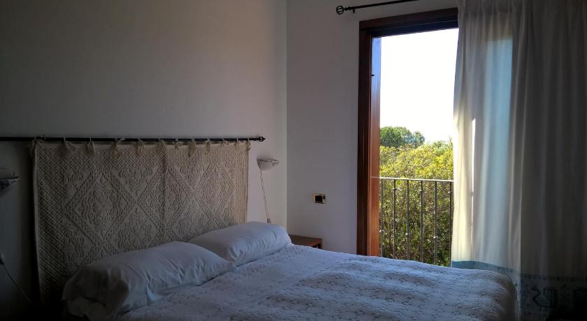Image of Double Room with Sea View 0