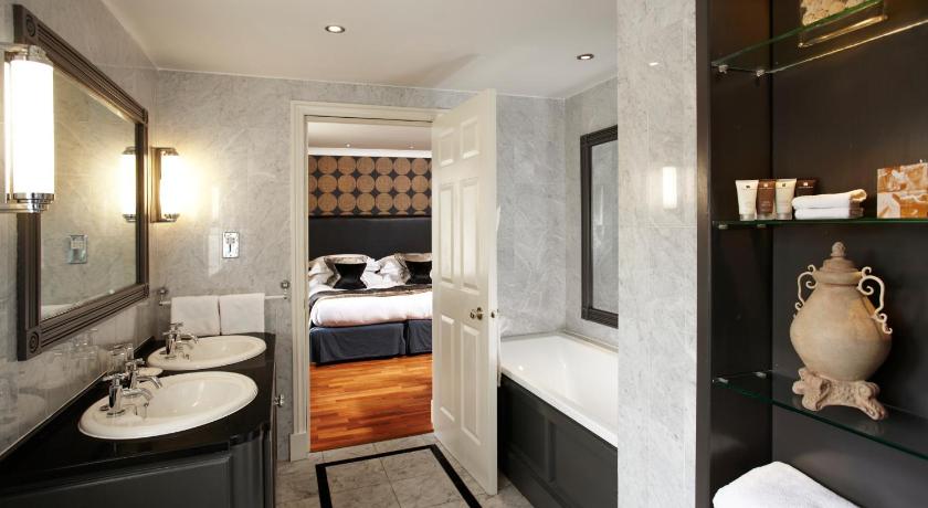 Image of Junior Suite 2