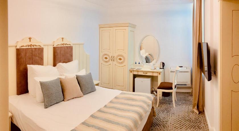 ATLAS HOUSE Luxury Suites photo
