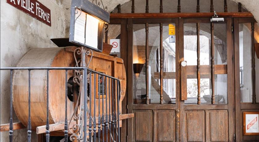 Langley Hotel La Vieille Ferme