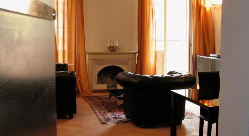 Parizzi Suites & Studio photo