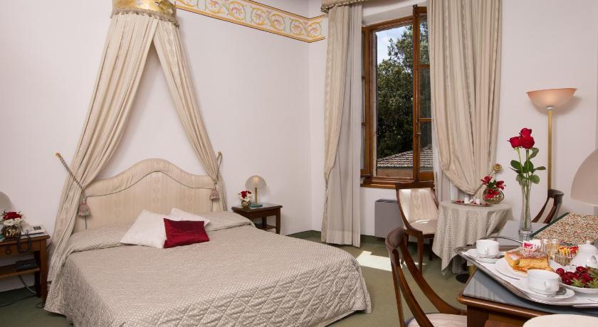 Villa San Lucchese Hotel