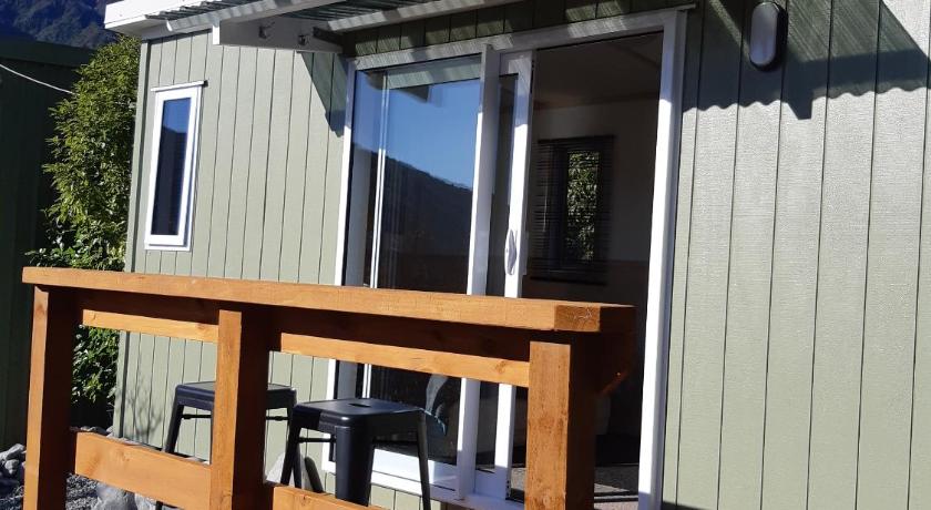 Jackson's Retreat Alpine Holiday Park photo