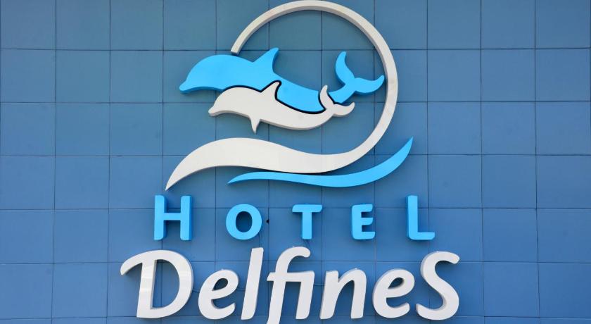 Hotel Delfines
