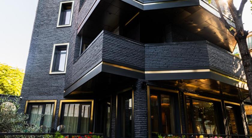 La Suite Boutique Hotel — Hotel in Tirana