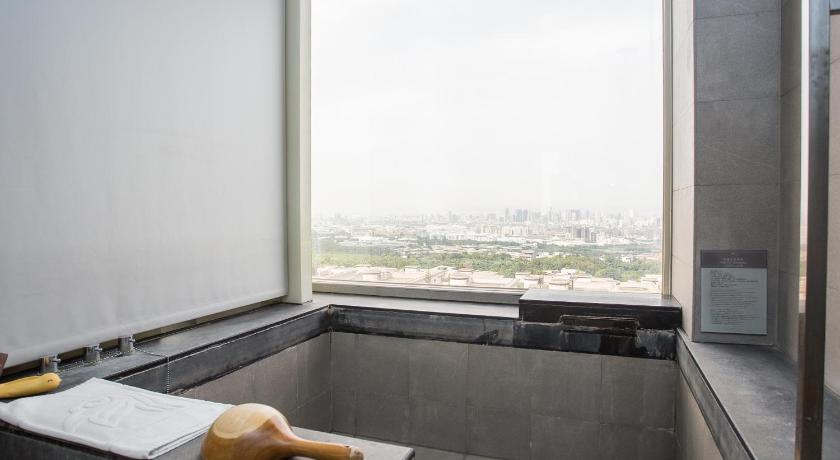Image of Deluxe Double Room 15