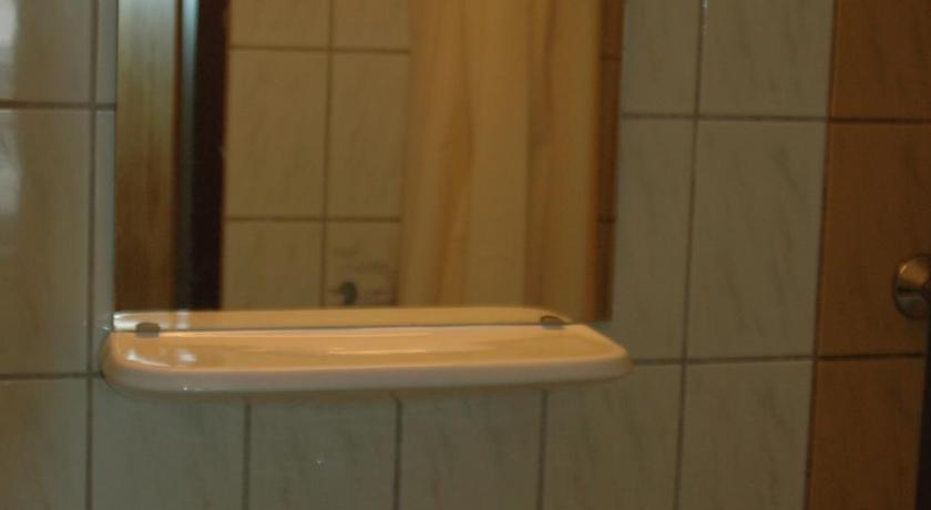 Image of Triple Room with Private Bathroom 15