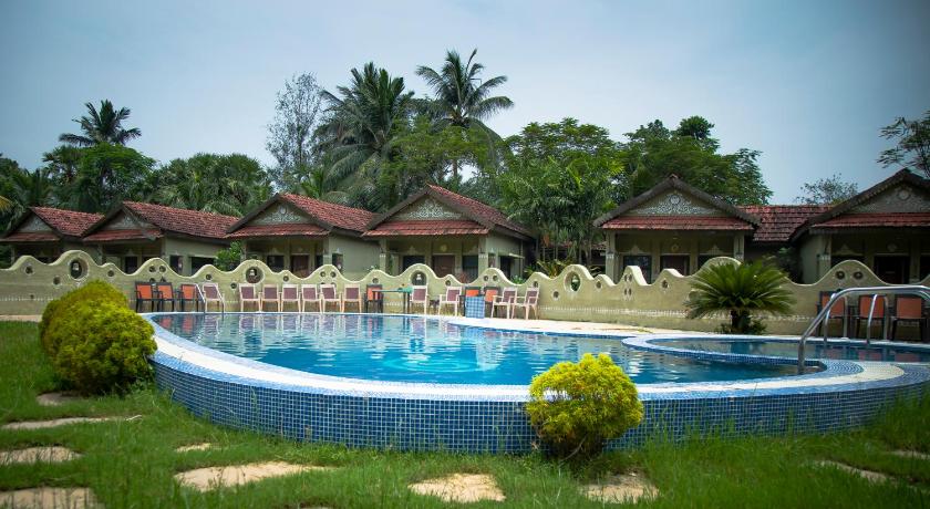 Breathing Earth Resort photo