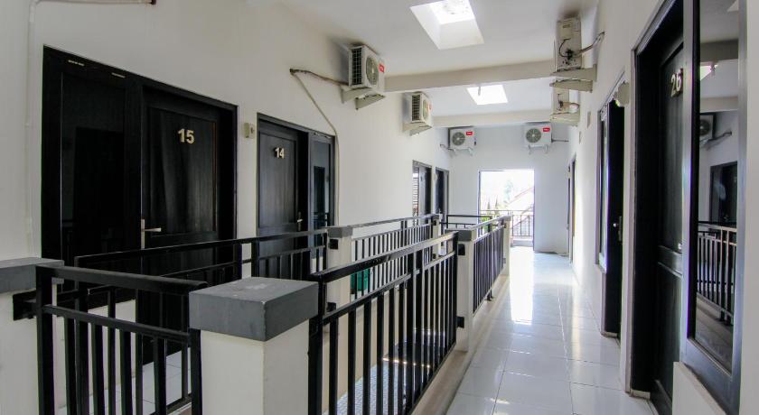 JJ House Wahid Hasyim - image 6