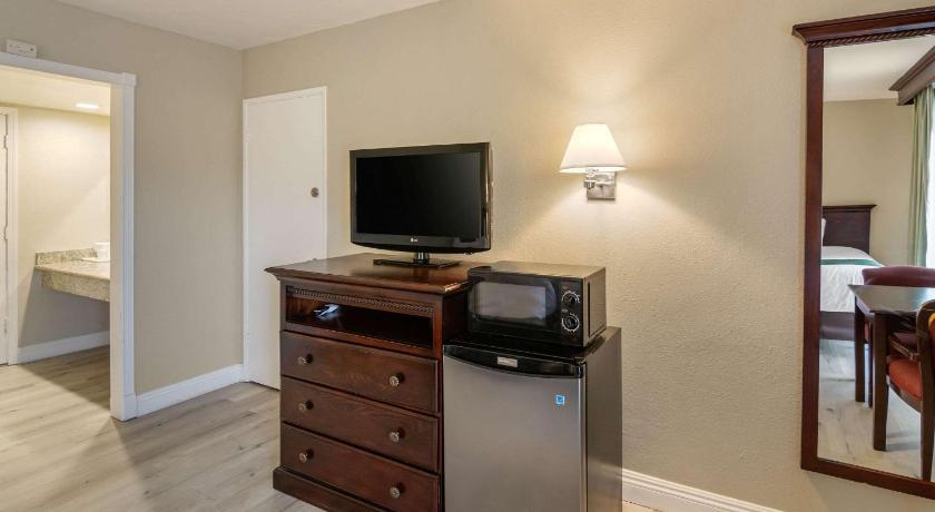 Quality Inn & Suites El Cajon San Diego East