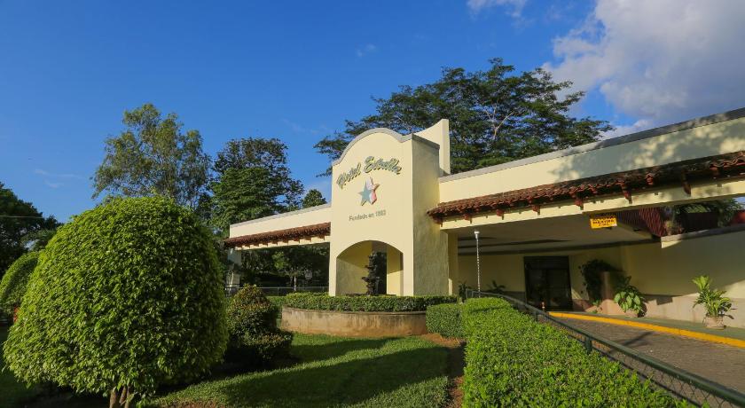 Hotel Estrella photo