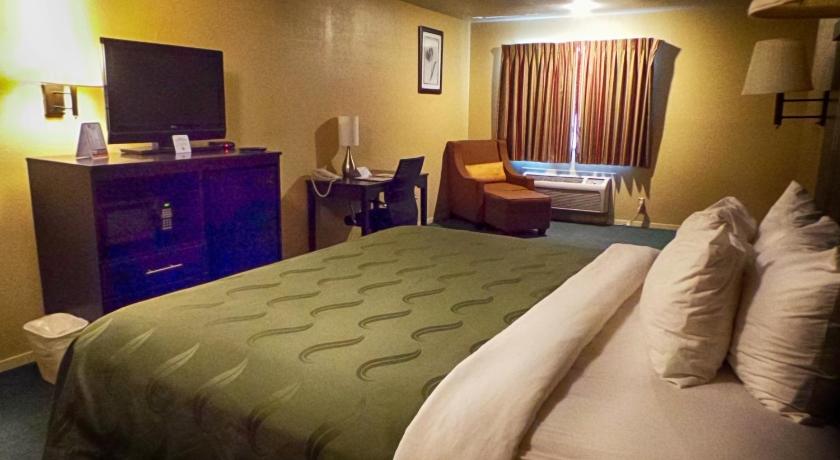 Quality Inn Airport Formerly Comfort Inn Boise 2526 Airport Way