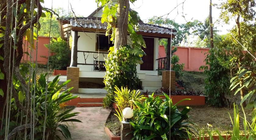 Image of King Room with Garden View 9
