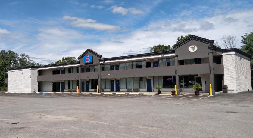 Motel 6 Morgantown