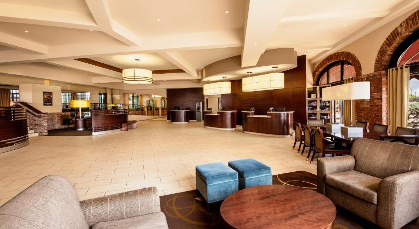 Cambridge Red Deer Hotel & Conference Centre