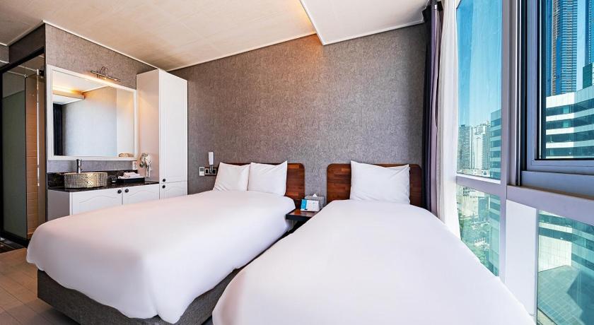 Image of Standard Twin Ocean View 4