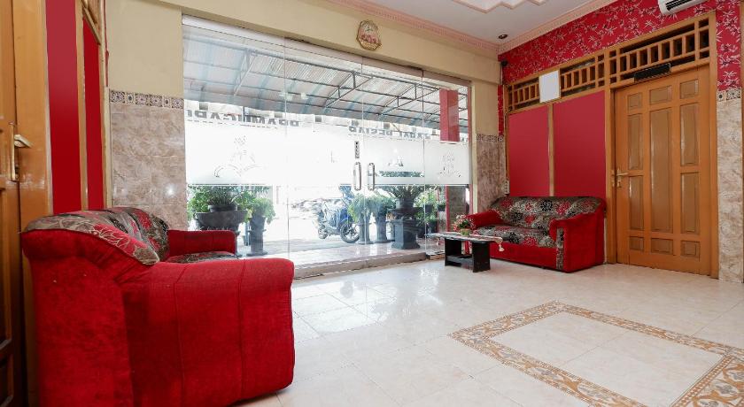 OYO 1312 Graha Wisata Hotel photo
