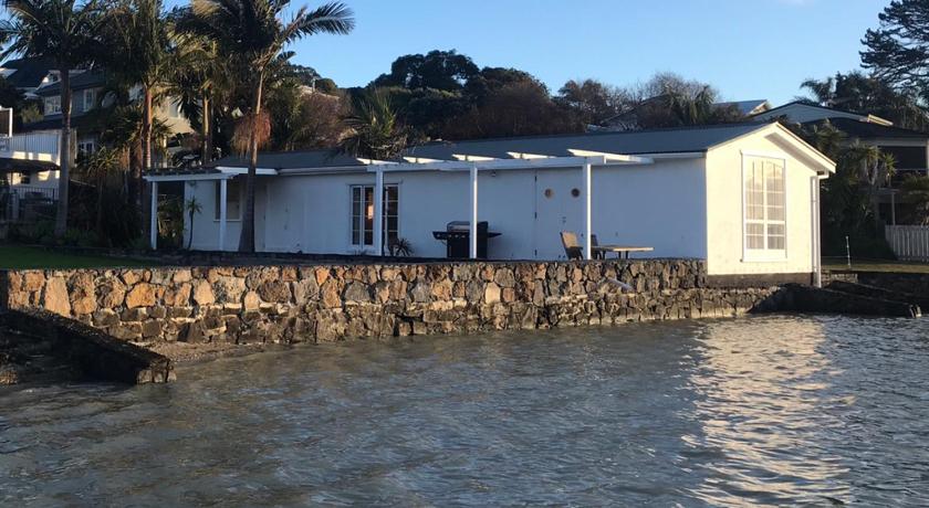 The Boat House — Hotel in Auckland
