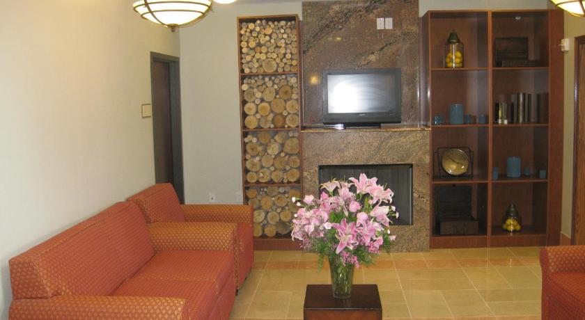 Country Inn & Suites by Radisson, Dearborn, MI photo