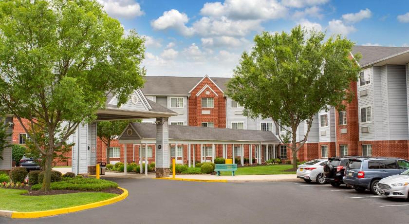 Microtel Inn & Suites by Wyndham Philadelphia Airport