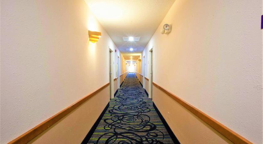 Days Inn by Wyndham Milan Sandusky South