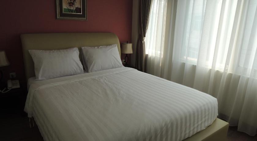 Image of Deluxe Room Only 6