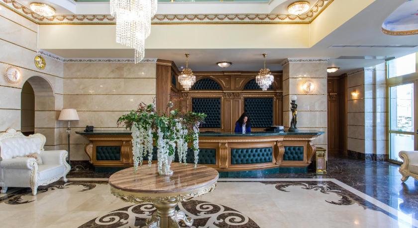 Wellness Santa Hotel - Adults Only photo