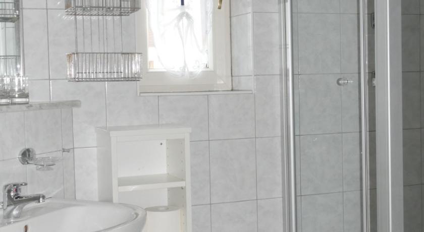 2-Zimmer Deluxe Apartment Bad Fussing - Owner Suite photo