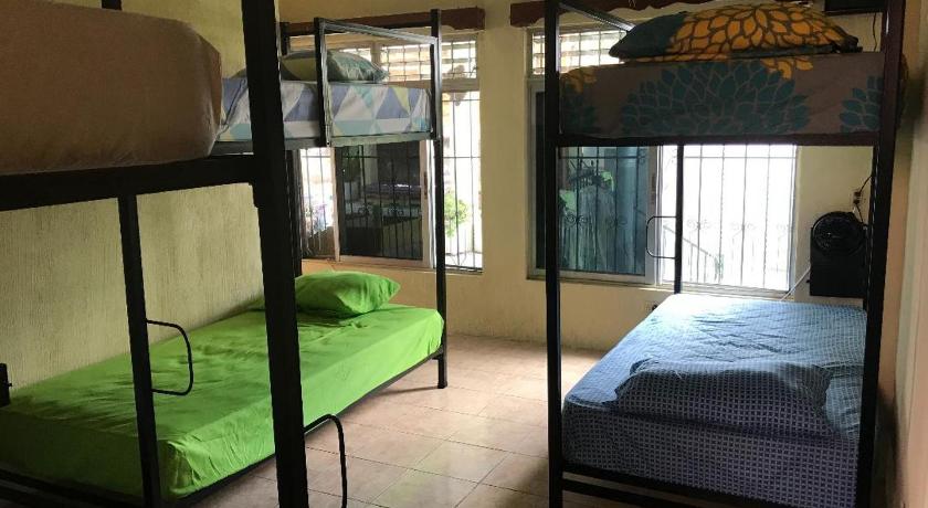 Single Bed in 4-Bed Dormitory Room, La Terraza Hostel in Flores