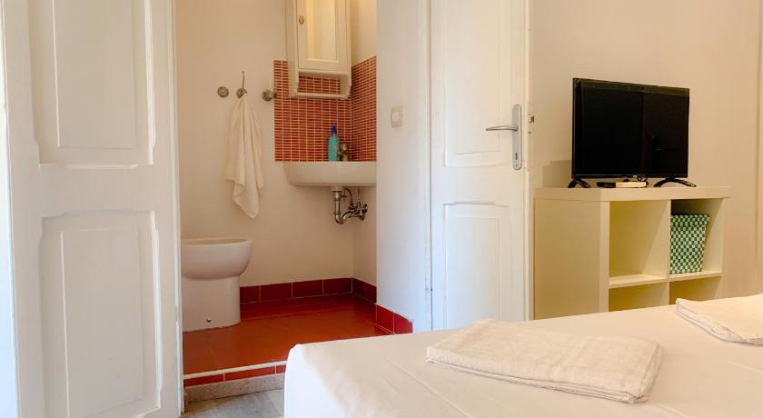 로마 Luxury barberini boutique Apartment 2성급 싱글룸 수영장