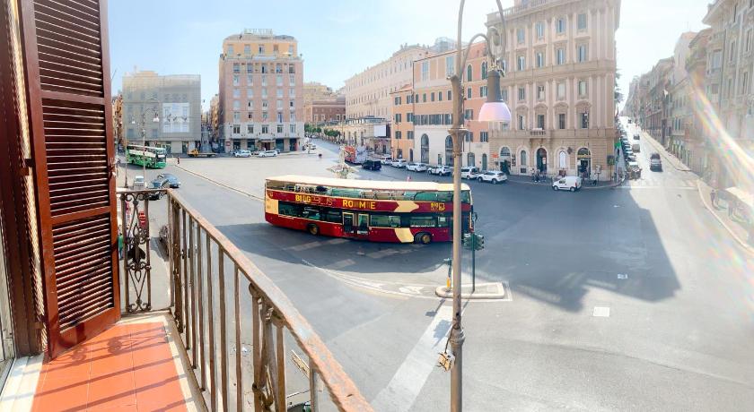 로마 Luxury barberini boutique Apartment 2성급 싱글룸 전망