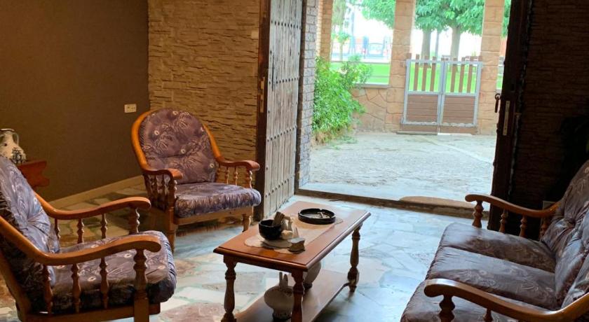 CAL GUINEU — Hotel in Balaguer