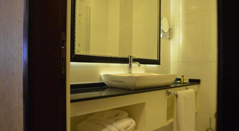 Asrin Park Hotel photo