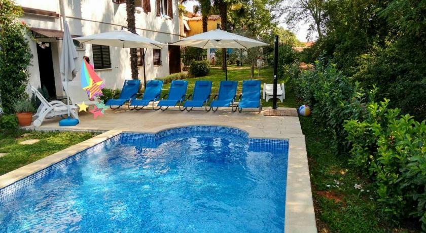 Villa Palma Karojba photo