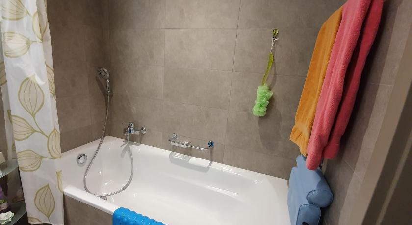 Chambre aux bord de l'Areuse photo