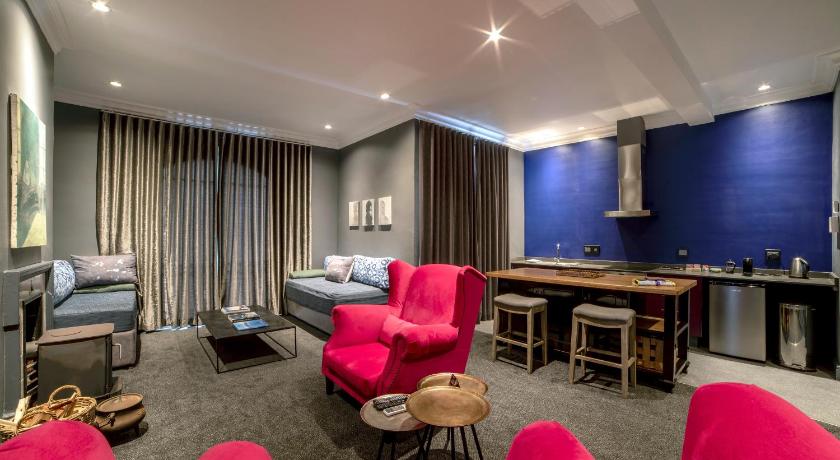 Image of Superior Suite 3